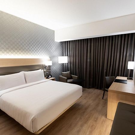 Ac Hotel By Marriott Lima Miraflores Екстериор снимка